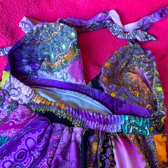 🌞 Halter Dress 🌞 - Picture 6 of 11